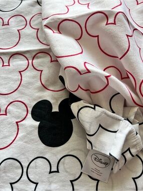 DISNEY HOME Pillow Case Standard Mickey Mouse Red White Black